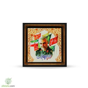 قاب سنگی دور طلایی طرح سردار شهید سلیمانی