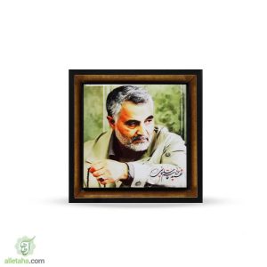 قاب سنگی دور طلایی طرح سردار شهید سلیمانی